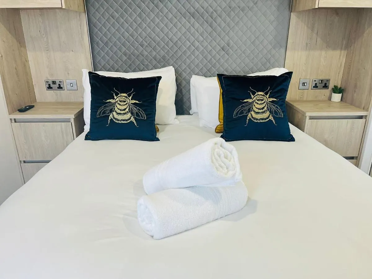 Holiday home Honey Bee Lodge With Hot Tub York